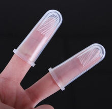 Load image into Gallery viewer, Pet Products Silicone Gloves Dog Toothbrush Super Soft Pet Finger Toothbrush for Dogs and Cats Clean Teeth
